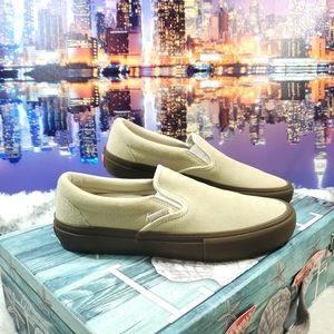 Vans Oatmeal Gum Slip-on 😋
